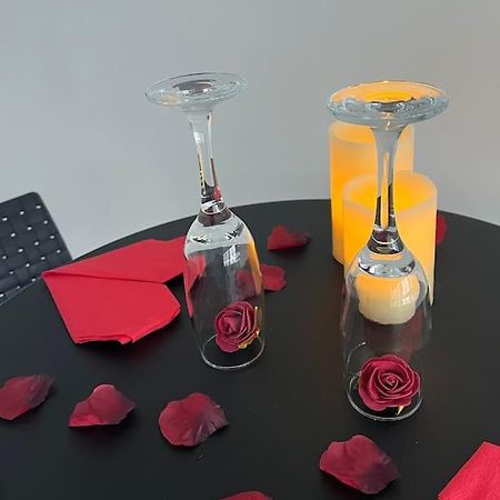 Suite « Body Love » - Jacuzzi Privatif Créteil Zewnętrze zdjęcie