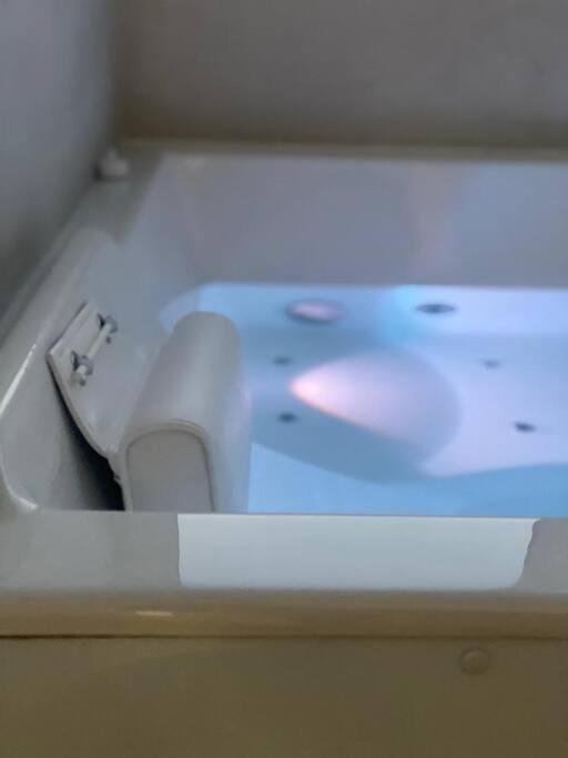 Suite « Body Love » - Jacuzzi Privatif Créteil Zewnętrze zdjęcie