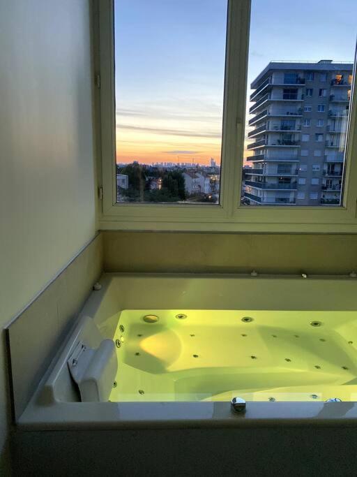 Suite « Body Love » - Jacuzzi Privatif Créteil Zewnętrze zdjęcie